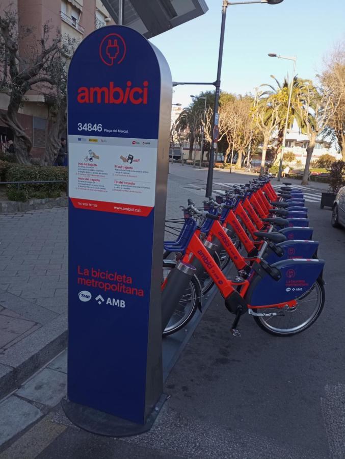 Ahllenrock Cornellà Barcelona Sud QR Cornellà de Llobregat Exterior foto